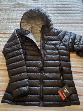 Columbia Arctic Crest Down Hooded Jacket